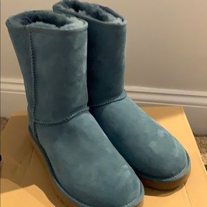Women’s Classic Short Uggs